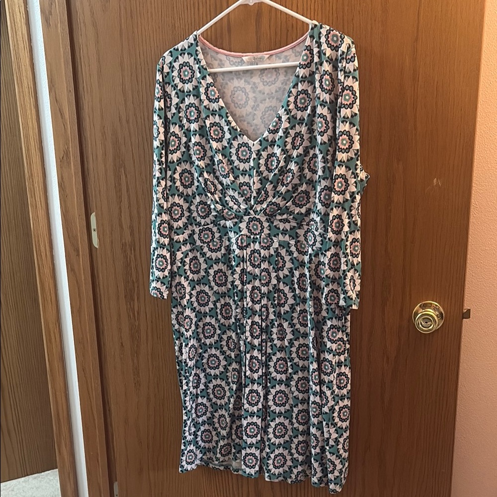 Green and Pink Long Sleeve Wrap Dress V-Neck Casual